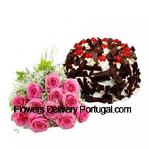 11 Rosas Rosadas con Delicioso Pastel de Chocolate Crujiente